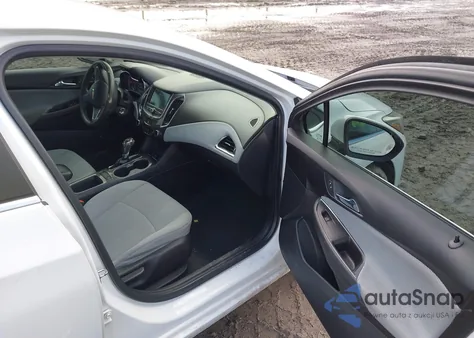 2019 Chevrolet Cruze Lt z USA, uszkodzony, nr VIN 1G1BE5SM6K7127443